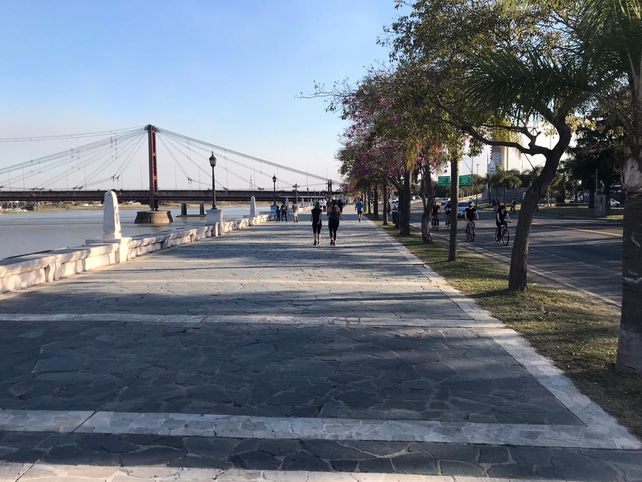 Con una costanera muy vigilada