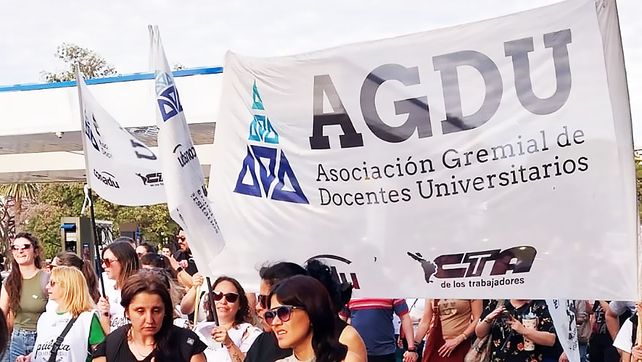 Los docentes nucleados en Conadu denuncian un vaciamiento del sistema. La medida de fuerza de AGDU se llevará a cabo del lunes 16 al viernes 20 de marzo