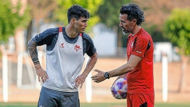 Estudiantes recibe a Huracán con Eduardo Domínguez como entrenador del Pincha.