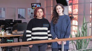 Sofía Cáceres Sforza y Nadia Burgos, precandidatas de la izquierda que buscarán sortear el filtro de las PASO.