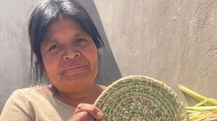 El taller propone un acercamiento al diseño y la artesanía qom.