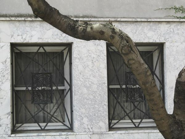 Las rejas robadas que se presume fueron obra del escultor Rogelio Yrurtia