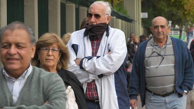 Cómo están la jubilaciones y por qué algunos analistas económicos piensan que van a seguir perdiendo