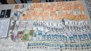 El dinero secuestrado en la casa de Carina Spahn.
