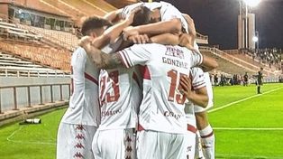 El plantel de Unión descansa y espera por Munúa