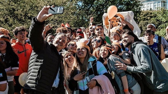 Más de mil estudiantes festejaron el Día de las Juventudes