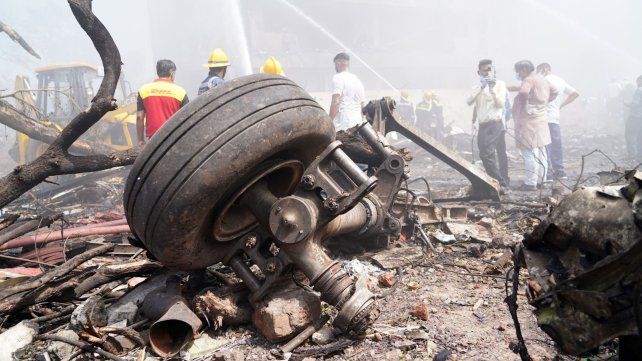 El informe del accidente del avión de Air India con un solo sobreviviente deja más dudas que respuestas