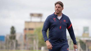 Damián Ayude, el entrenador de San Lorenzo, podrá contar con sus nuevos jugadores.