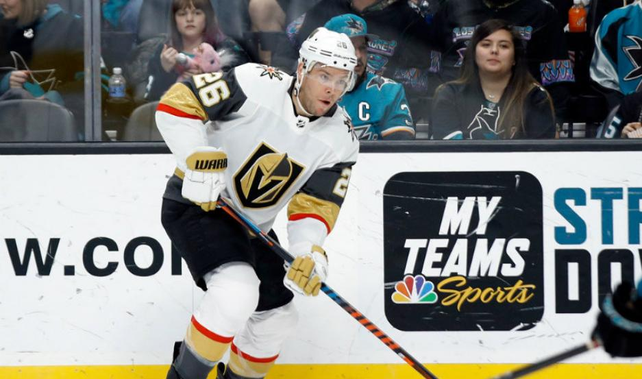 VIDEO: Un jugador de hockey sobre hielo perdió varios dientes con un tremendo golpe