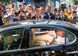 El Papa llegó a Tailandia y continuará la gira en Japón
