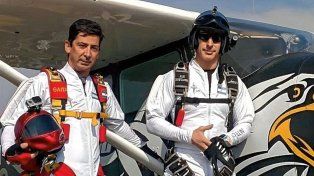 Dos paracaidistas argentinos saltaron desde la estratósfera y lograron un récord mundial