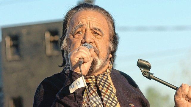 Horacio Guarany cumpliría 100 años: la vida del hombre que llevó el folklore santafesino a lo más alto Horacio Guarany cumpliría 100 años: la vida del hombre que llevó el folklore santafesino a lo más alto