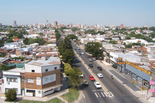 Proponen que se pueda estacionar en ambas calzadas de calles transversales a F. Zuviría