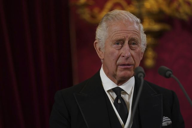 Carlos III fue proclamado este sábado oficialmente como rey del Reino Unido en el Palacio de Saint James