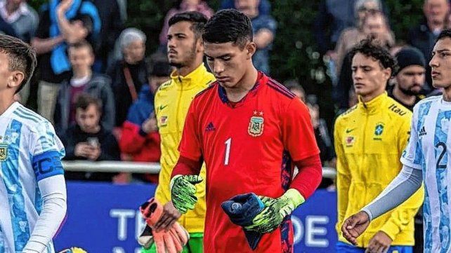 Díaz, arquero de Unión, en otra convocatoria con la Sub 17