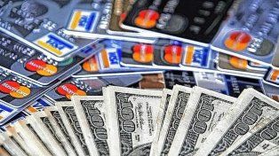 Dólar tarjeta: las operaciones tendrán recargo del 60%