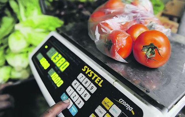 El pan y el tomate, al rojo vivo siguen subiendo
