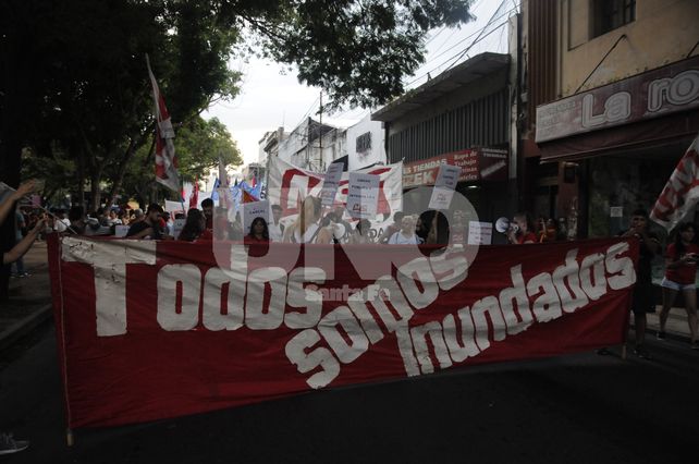 Santafesinos marcharon para pedir justicia por la inundación: Hemos ganado la batalla contra el olvido, el silencio y la mentira