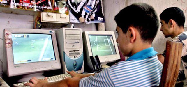 Uno de cada dos argentinos ya accede habitualmente a internet