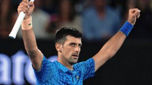 Novak Djokovic definirá con Tsitsipas el Abierto de Australia
