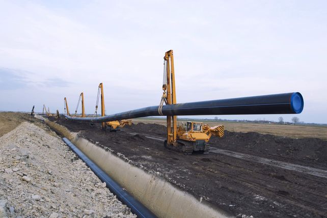 Una industria estratégica. Strada fue decisiva en el Oleoducto Vaca Muerta Sur (VMOS)