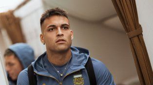 La Selección Argentina aterrizó en Angola para el amistoso en la fecha FIFA