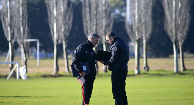 Los 22 futbolistas que eligió Lavallén para dar vuelta la historia