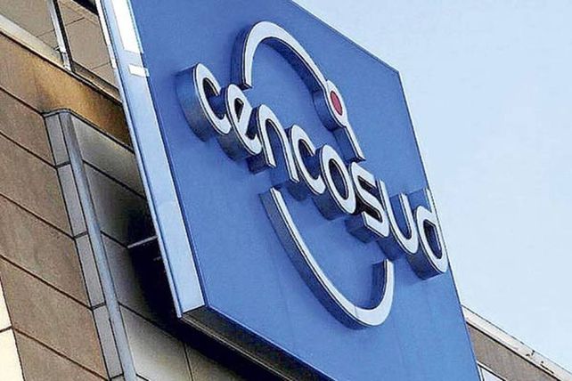 Cencosud se mete de lleno en el rubro de supermercados mayoristas en Argentina.