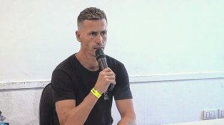 Leonel Pernía dio una conferencia de prensa explicando lo que encontraron en su auto.