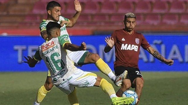 Defensa recibe a Lanús en cruce por los puestos de arriba de la LPF
