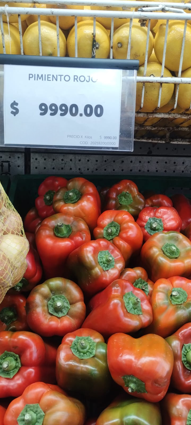 Suba de precios: el kilo de pimiento está 10 mil pesos Suba de precios: el kilo de pimiento está 10 mil pesos