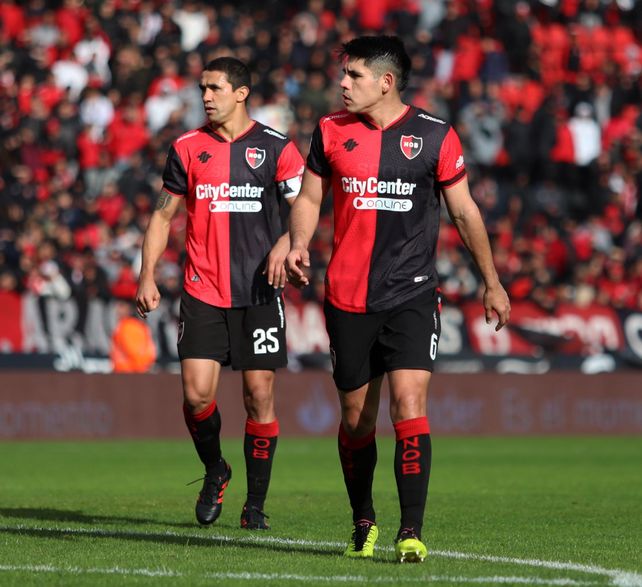 Velázquez y Salcedo se adueñaron de la zaga rojinegra en el transcurso de esta Liga.&nbsp;