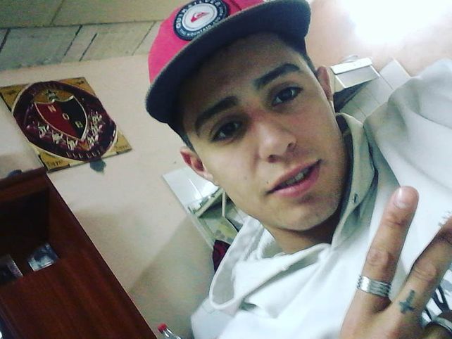 Joel fue al taller junto a su cuñado a reclamar por un auto y dos personas lo balearon.