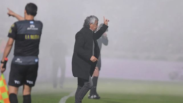 “Te cagan la vida jugando sin gente”