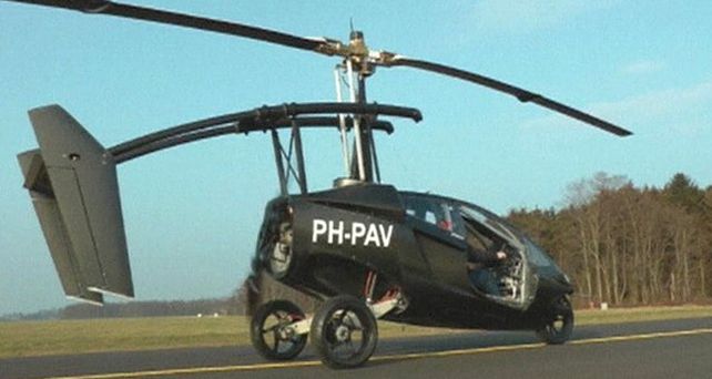 Exitoso vuelo inaugural del auto volador