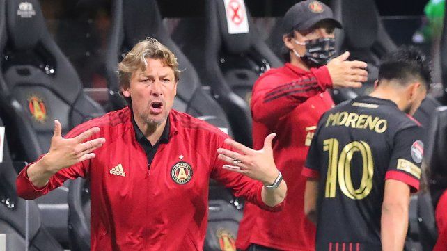 Gabriel Heinze ya puso manos a la obra como entrenador de Newells.