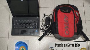 Paraná: devolvió la notebook robada de un vehículo en un supermercado