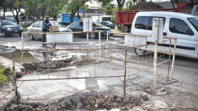 Trabajos de bacheo en la ciudad de Santa Fe