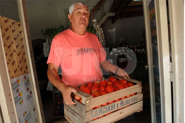 “El tomate santafesino es mucho mejor que el de Brasil”