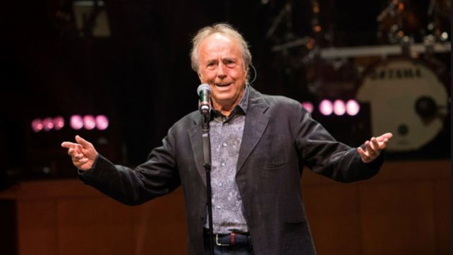El cantante&nbsp; Joan Manuel Serrat anunció su despedida de los escenarios.
