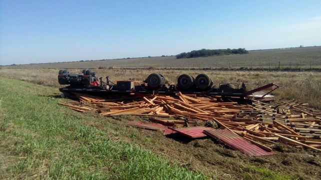 Triple colisión y un muerto en la ruta 95 en Gato Colorado
