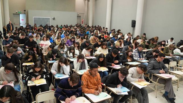 En Santa Fe más de 1.000 personas rindieron el examen único
