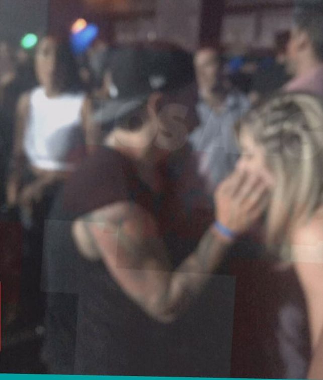 Aparecieron fotos de Fede Bal y Laurita Fernández muy cariñosos en un boliche