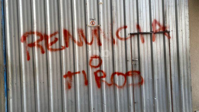 Pintadas con amenazas contra Spahn