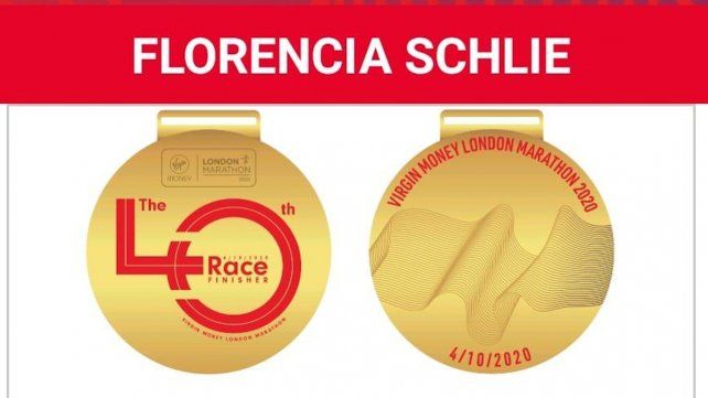 Reconocimiento I: La maratonista rosarina recibió una medalla de parte de la organización.   