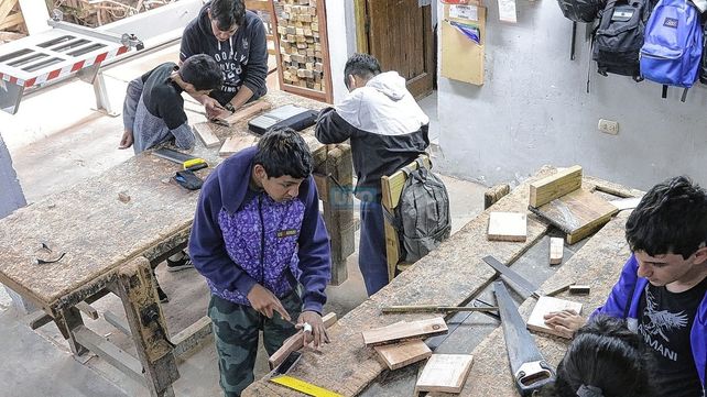La Escuela de Educación Técnica (EET) N° 4 Anexo Formación Profesional sigue latiendo con fuerza.