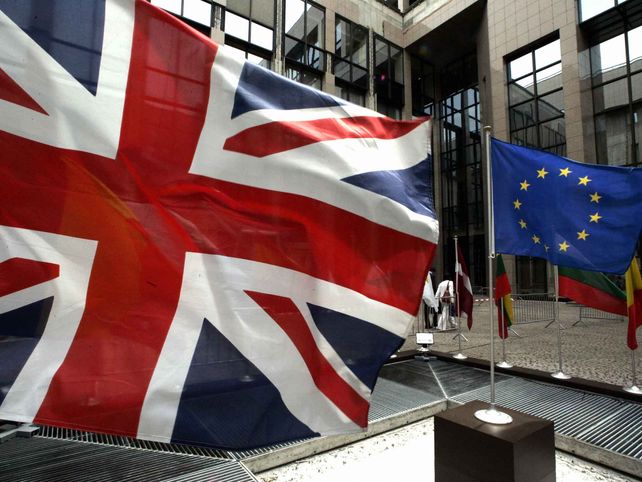 Miles de británicos piden otro referéndum