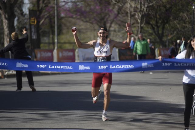 Maratón La Capital, una carrera con circuito original que hace latir el corazón de Rosario