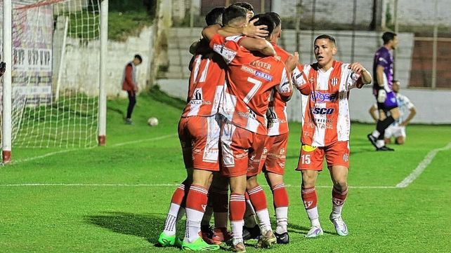 Atlético Paraná buscará la permanencia en Concepción.