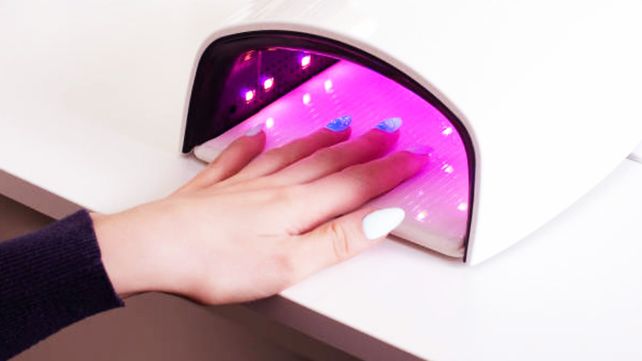 Especialista en dermatología habló&nbsp; sobre la realización de la manicura semipermanente y alertó sobre la utilización de algunos productos en uñas